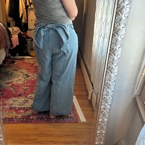 Stylish Blue Wide-Leg Jeans